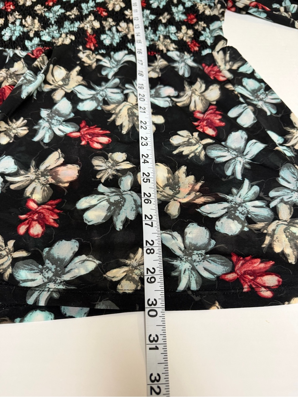 Lane Bryant black floral sheer blouse, long sleeve, 18/20 - Picture 8 of 8